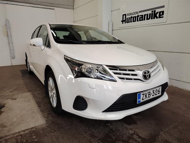 TOYOTA Avensis