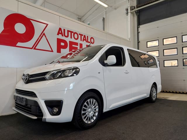 TOYOTA Proace Verso