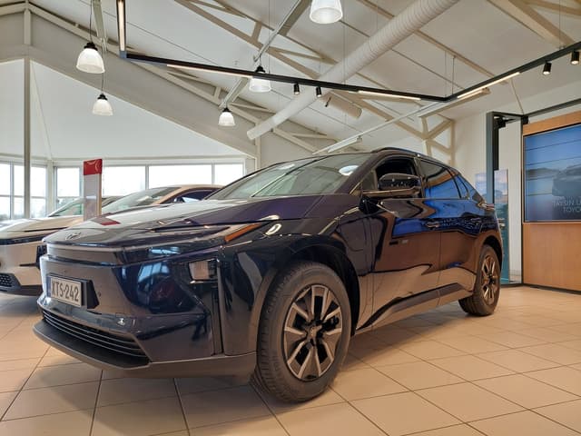 TOYOTA BZ4X
