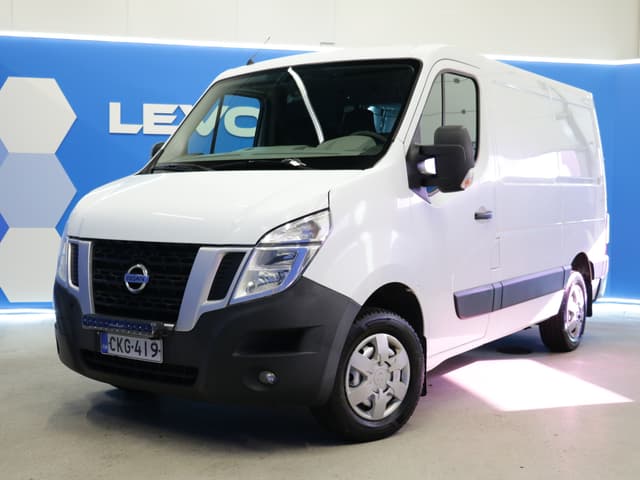 Nissan NV400