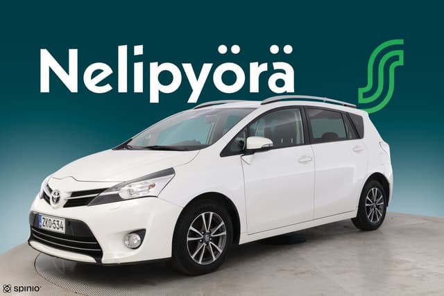 TOYOTA Verso