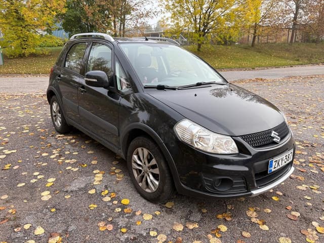 SUZUKI SX4