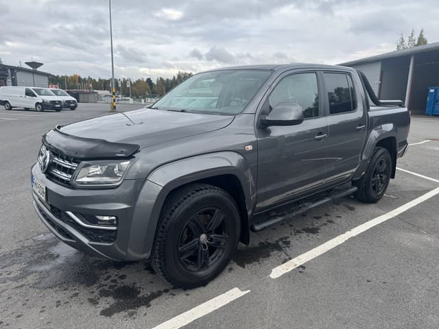 VOLKSWAGEN Amarok