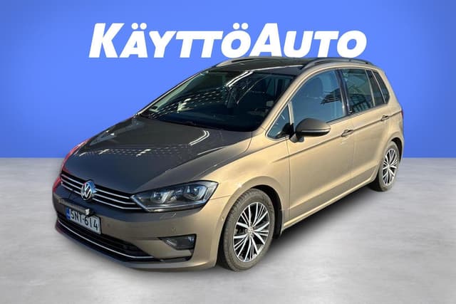 VOLKSWAGEN Golf Sportsvan