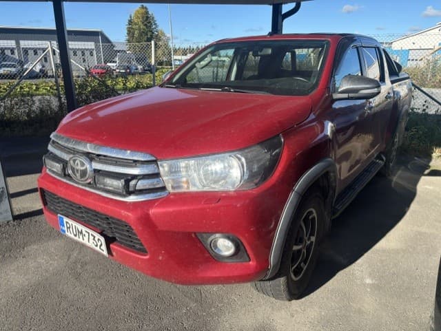 TOYOTA Hilux