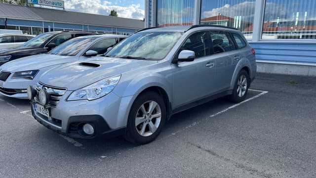 SUBARU Outback