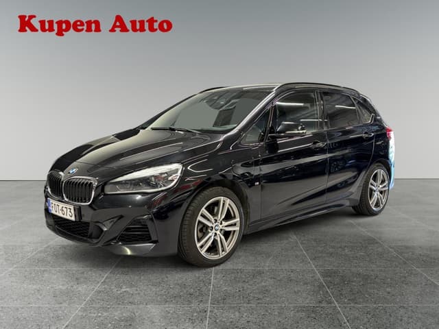BMW 225