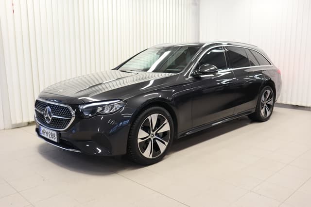 MERCEDES-BENZ E