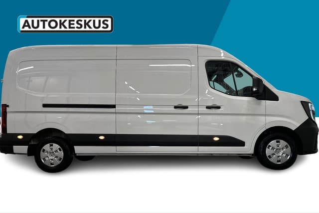 NISSAN Interstar
