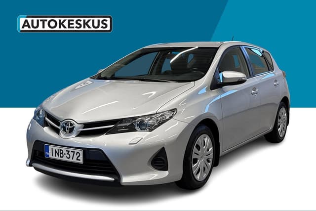 TOYOTA Auris