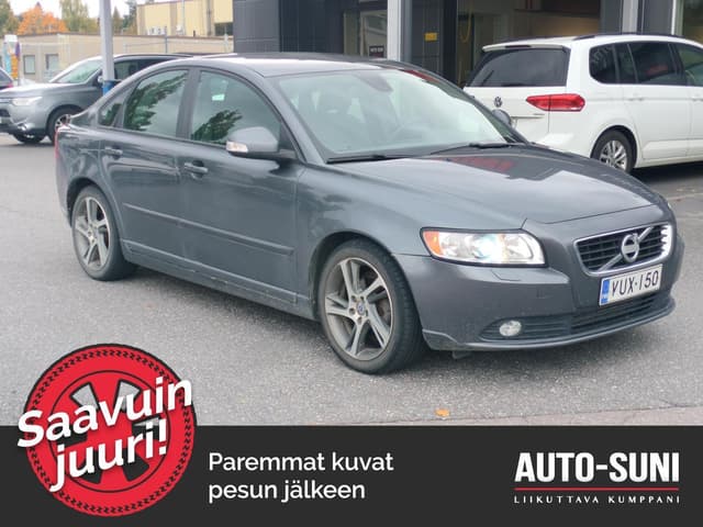VOLVO S40