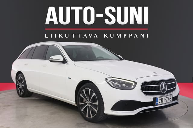 MERCEDES-BENZ E