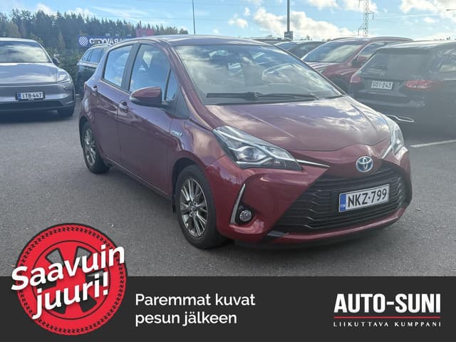 TOYOTA Yaris