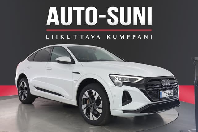 AUDI Q8 e-tron