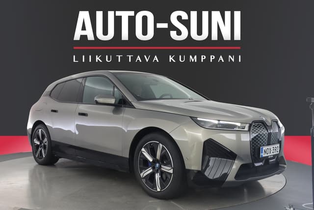 BMW iX