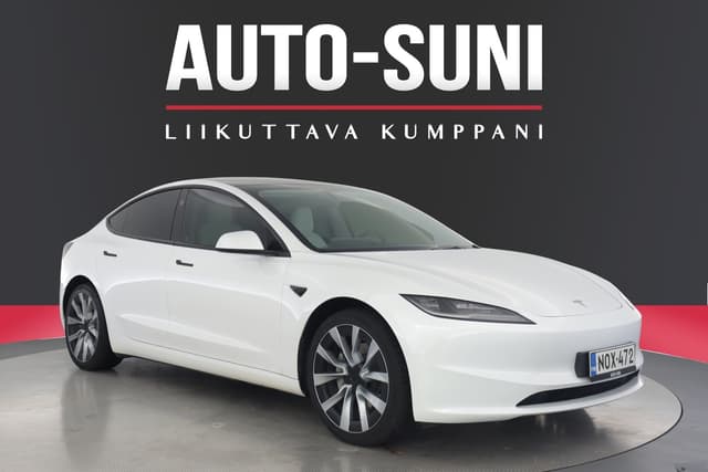 TESLA Model 3