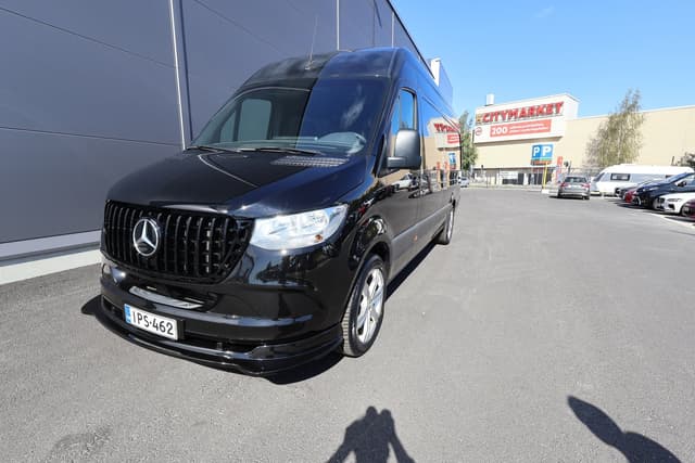MERCEDES-BENZ SPRINTER