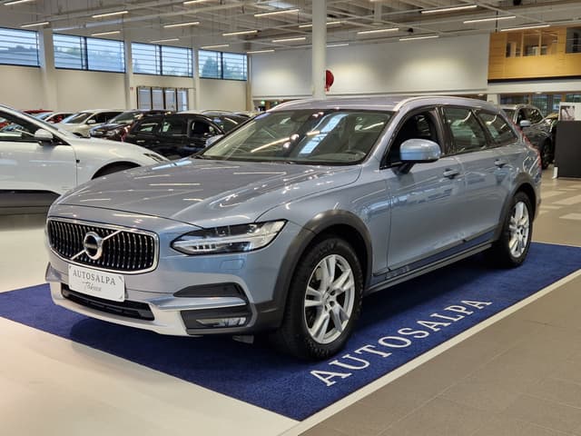 VOLVO V90 Cross Country