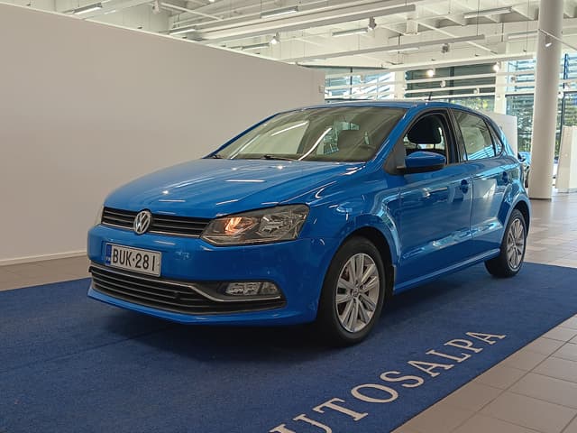 VOLKSWAGEN Polo