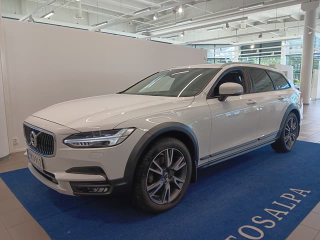 VOLVO V90 Cross Country