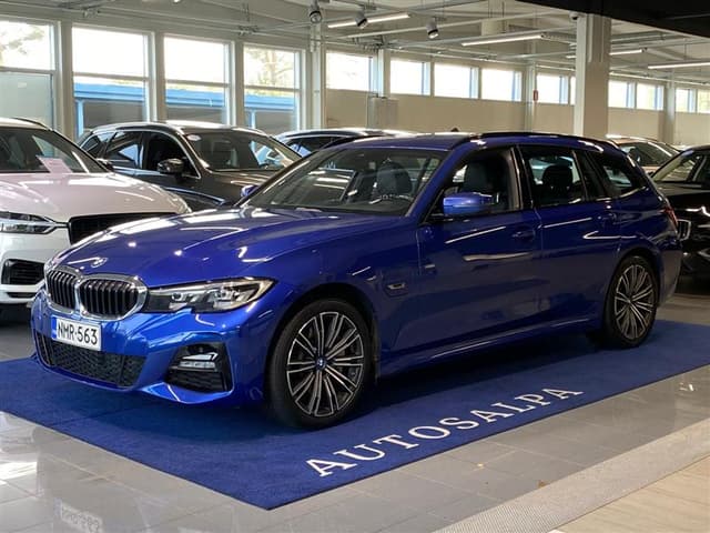 BMW 330