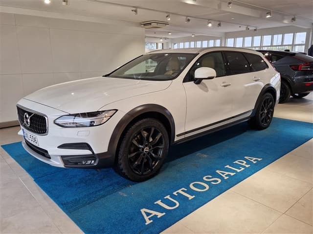 VOLVO V90 Cross Country