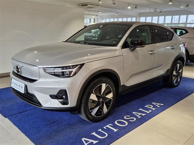 VOLVO C40