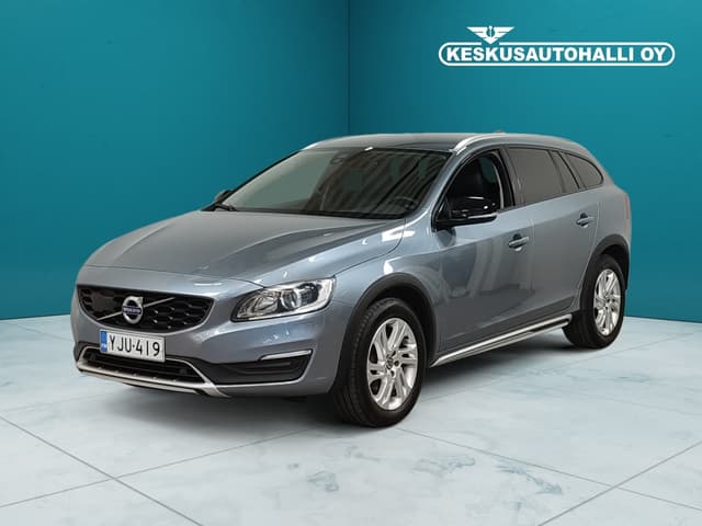 VOLVO V60 Cross Country