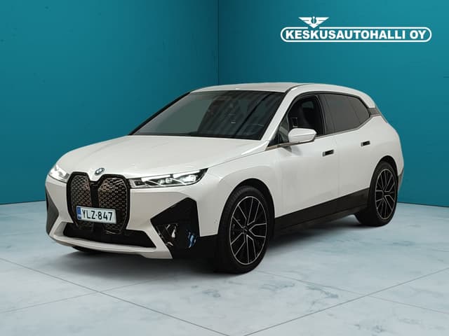 BMW iX