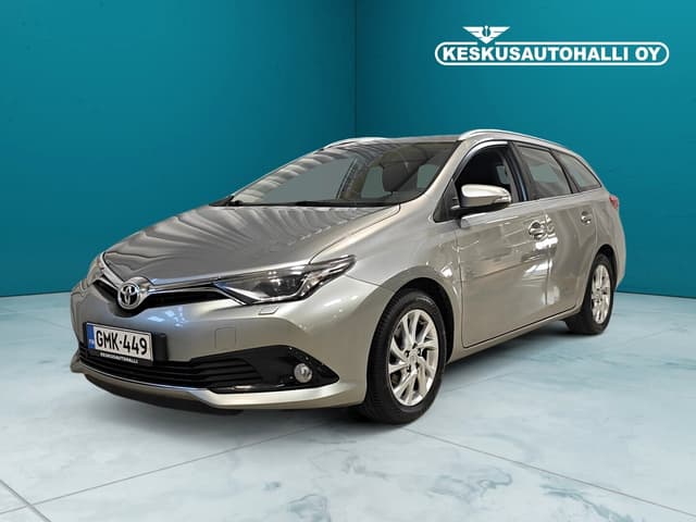 TOYOTA Auris