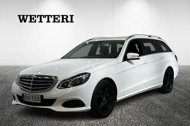MERCEDES-BENZ E