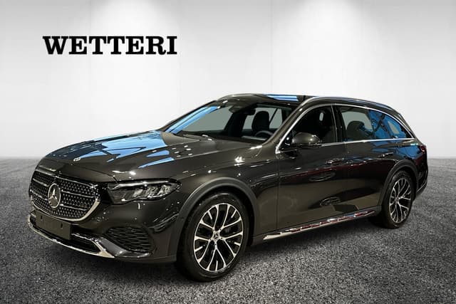 MERCEDES-BENZ E