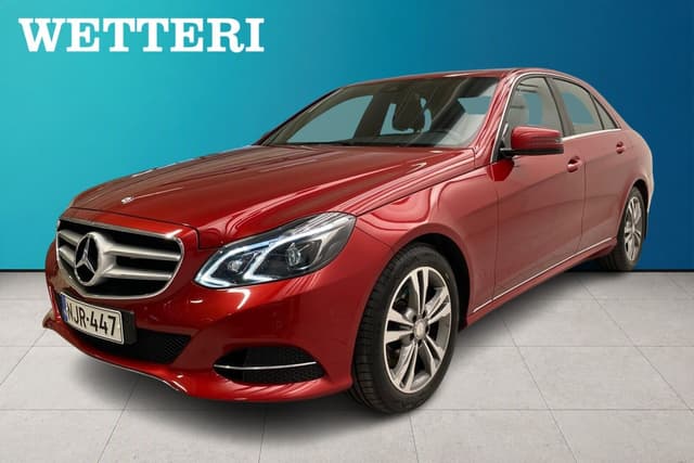 MERCEDES-BENZ E