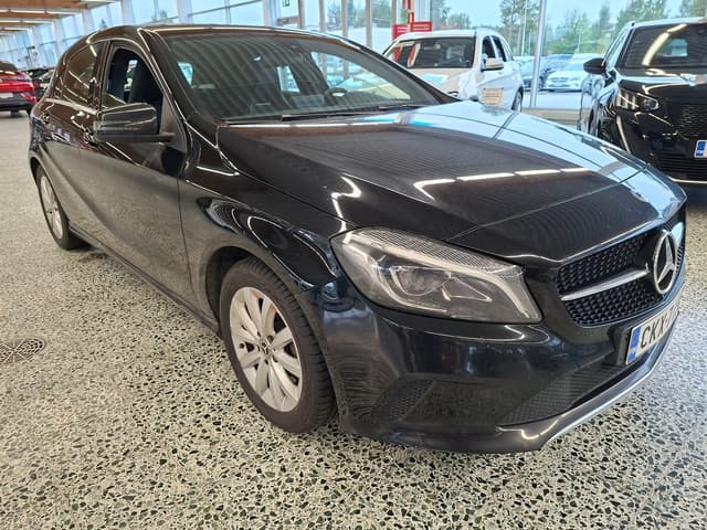 MERCEDES-BENZ A