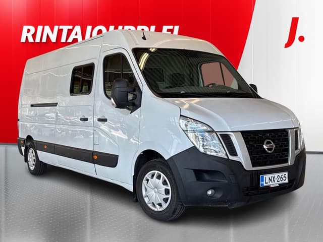 NISSAN NV400