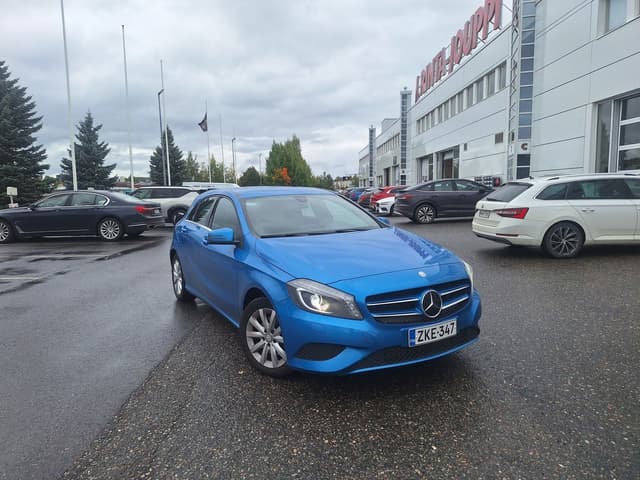 MERCEDES-BENZ A