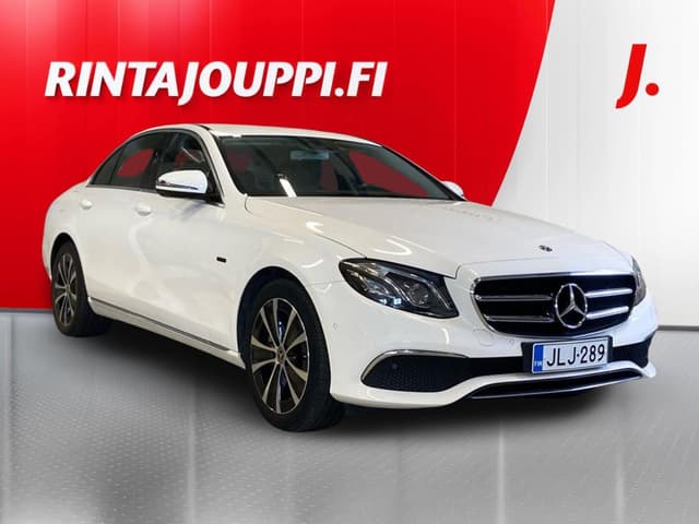 MERCEDES-BENZ E