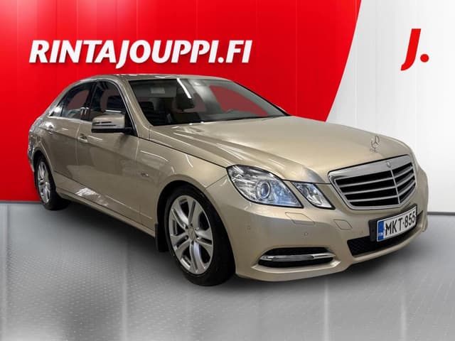 MERCEDES-BENZ E