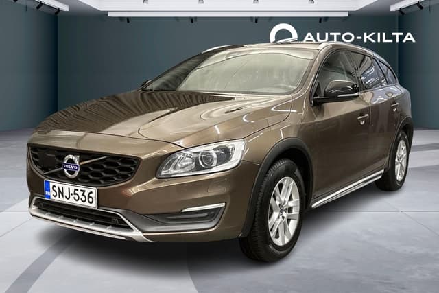 VOLVO V60 Cross Country