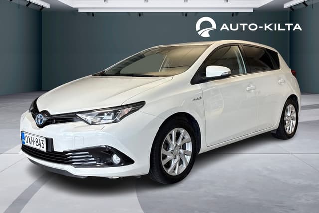 TOYOTA Auris