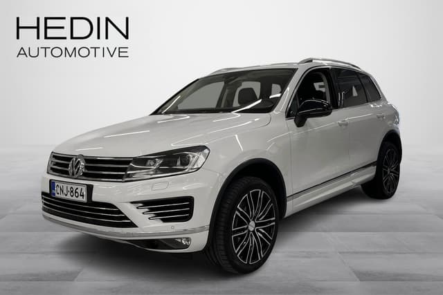 VOLKSWAGEN TOUAREG