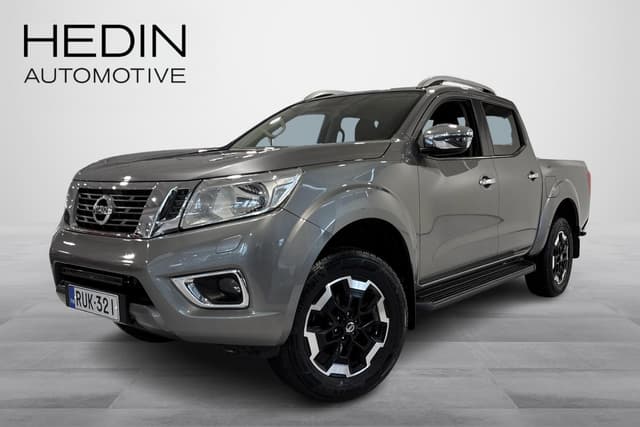NISSAN Navara