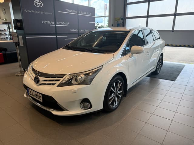 TOYOTA AVENSIS