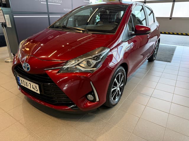 TOYOTA YARIS