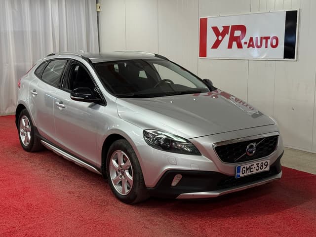 VOLVO V40 Cross Country