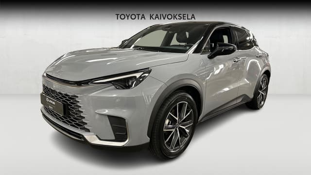 Lexus LBX