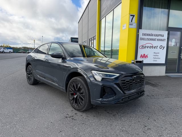 AUDI Q8 E-TRON