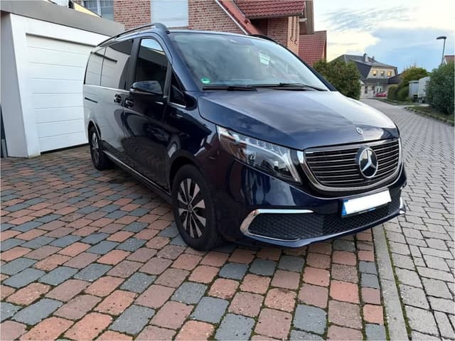 MERCEDES-BENZ EQV
