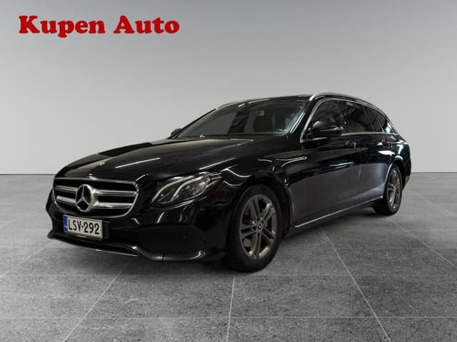 MERCEDES-BENZ E