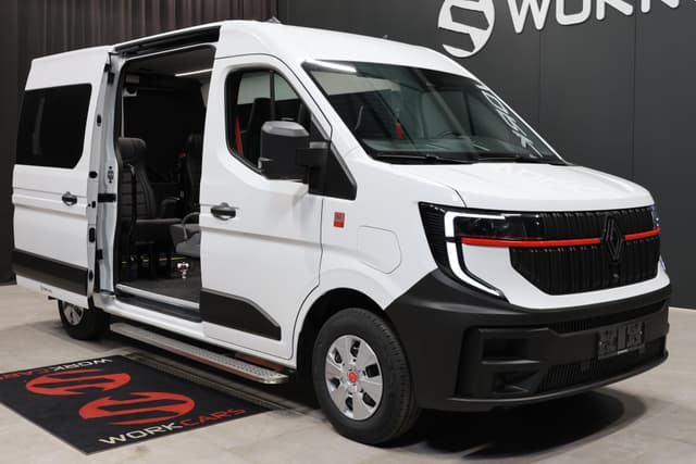 RENAULT Master